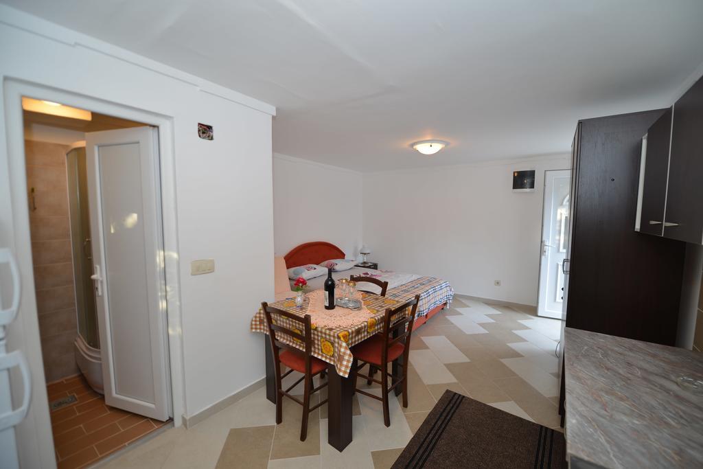 Apartments Simonovic Tivat Dış mekan fotoğraf